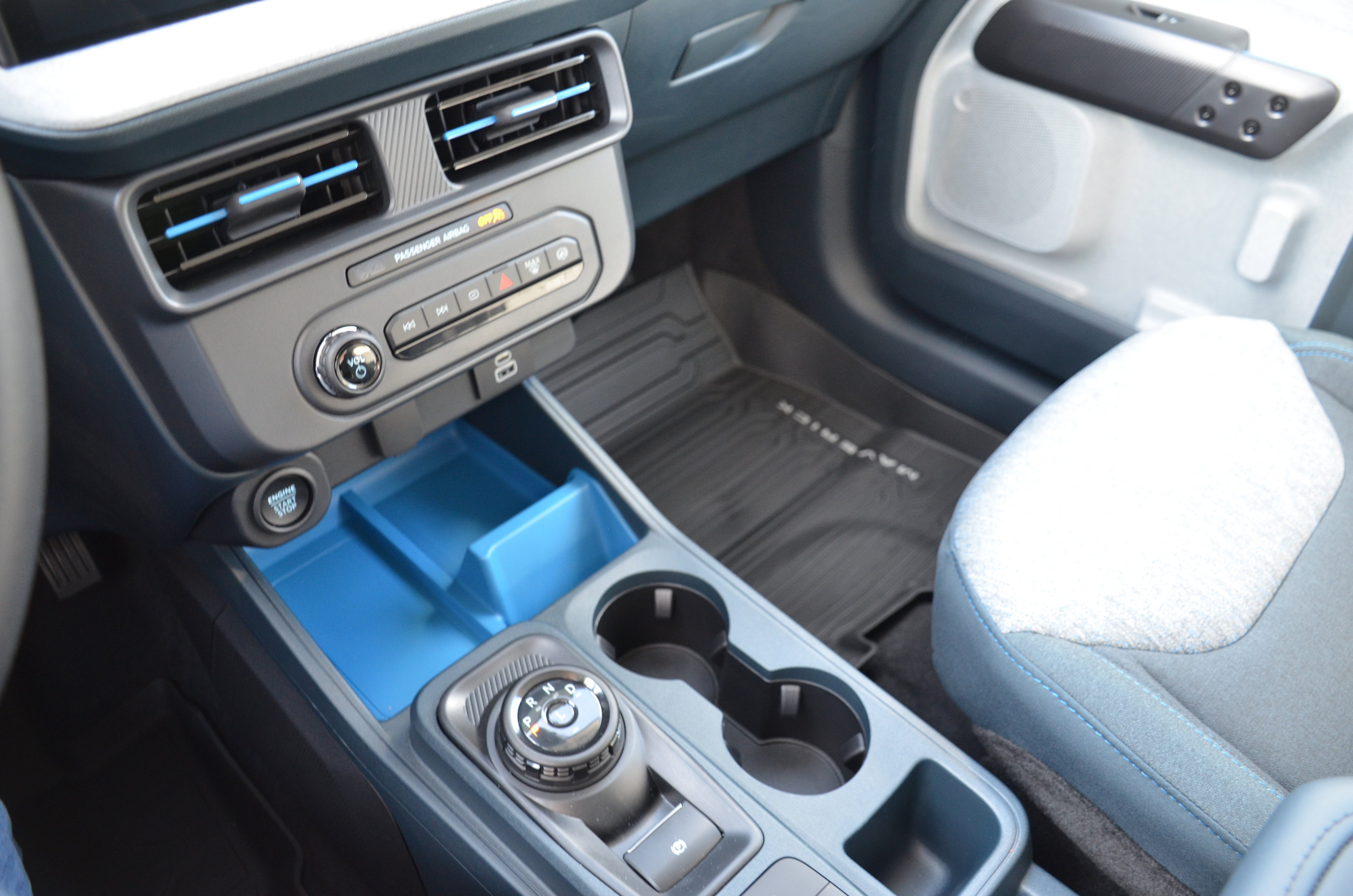 New 2025 Ford Maverick XLT w/ Equipment Group 301A image 13