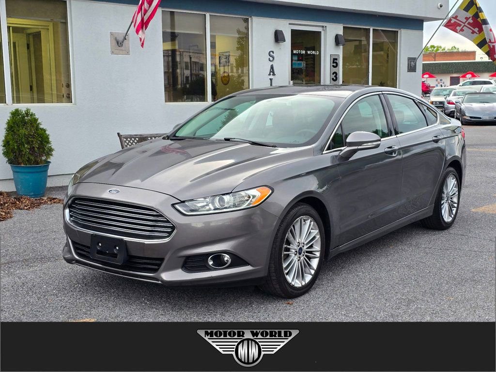 Used 2014 Ford Fusion SE w/ Equipment Group 202A FWD image 1