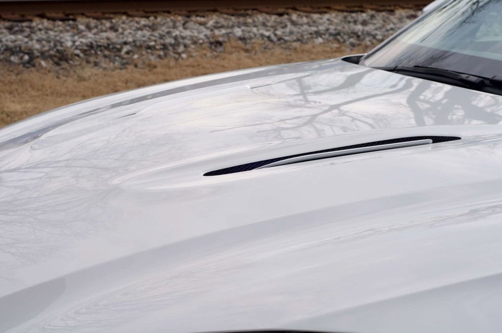 Used 2022 Aston Martin DBX image 9