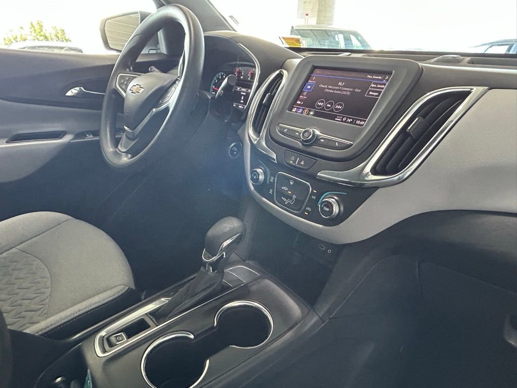 Used 2022 Chevrolet Equinox LS image 22