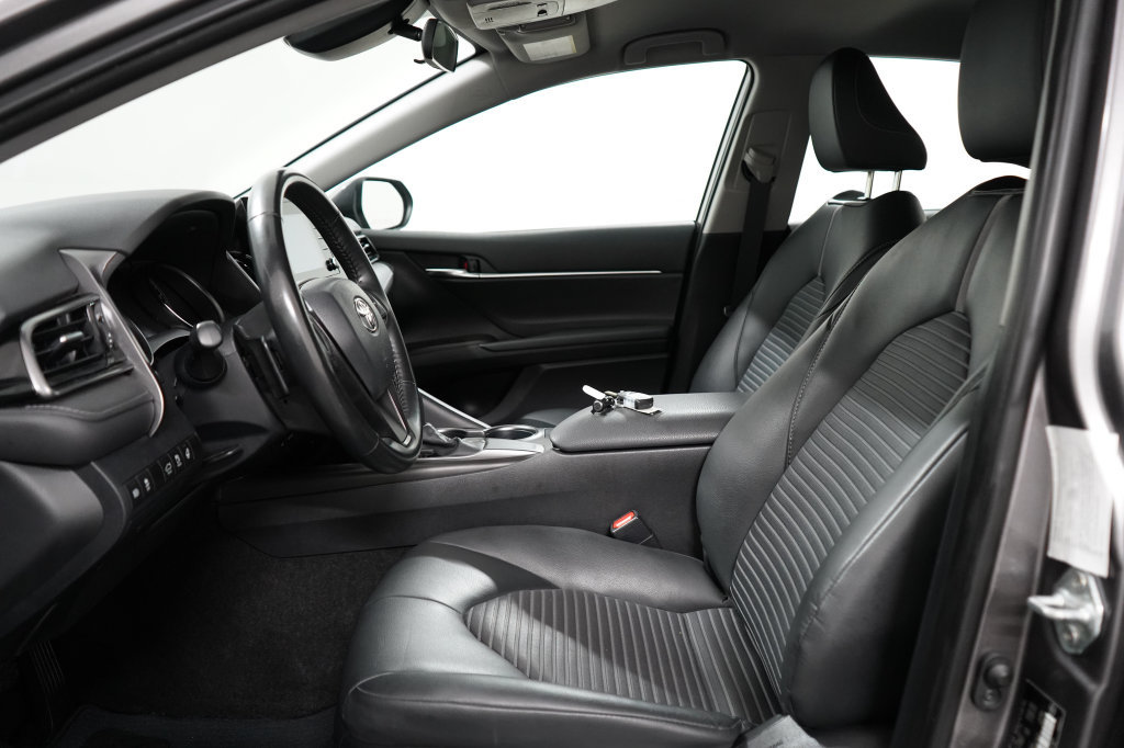 Used 2024 Toyota Camry SE FWD image 14