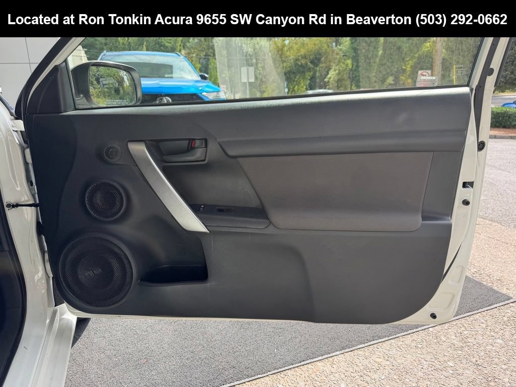 Used 2015 Scion tC FWD image 27
