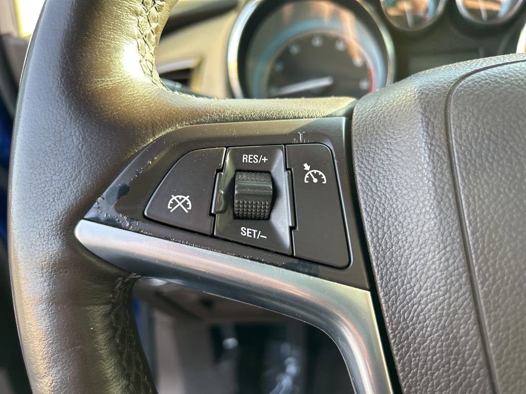 Used 2013 Buick Verano Premium image 24