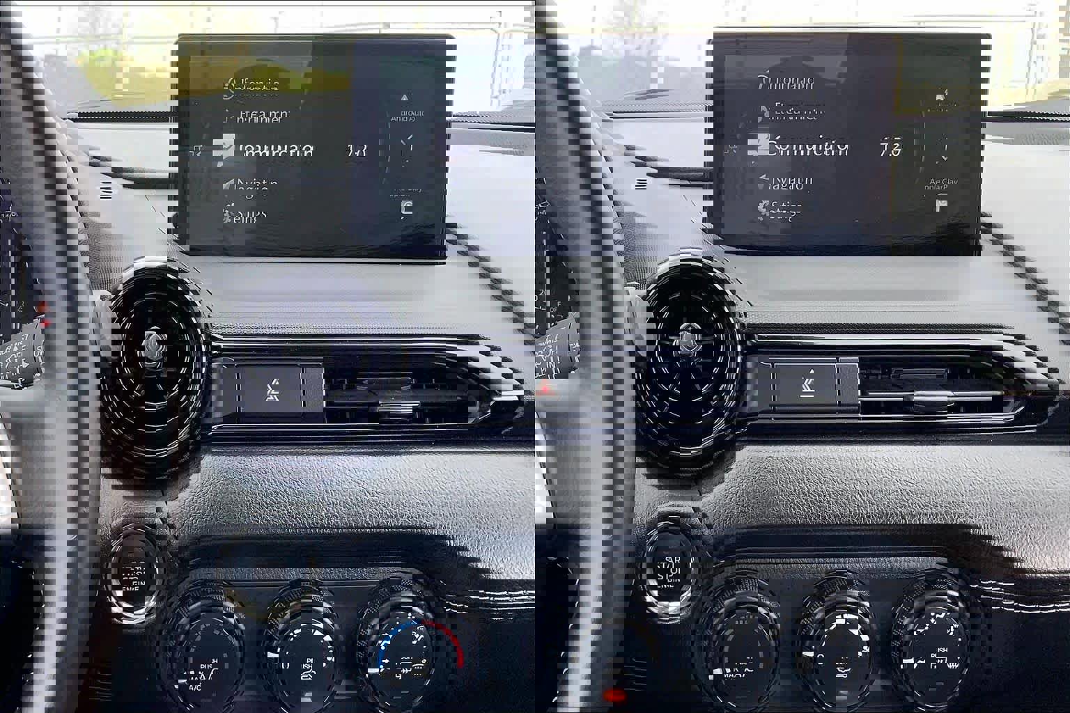 Used 2024 MAZDA MX-5 Miata RF Club image 5