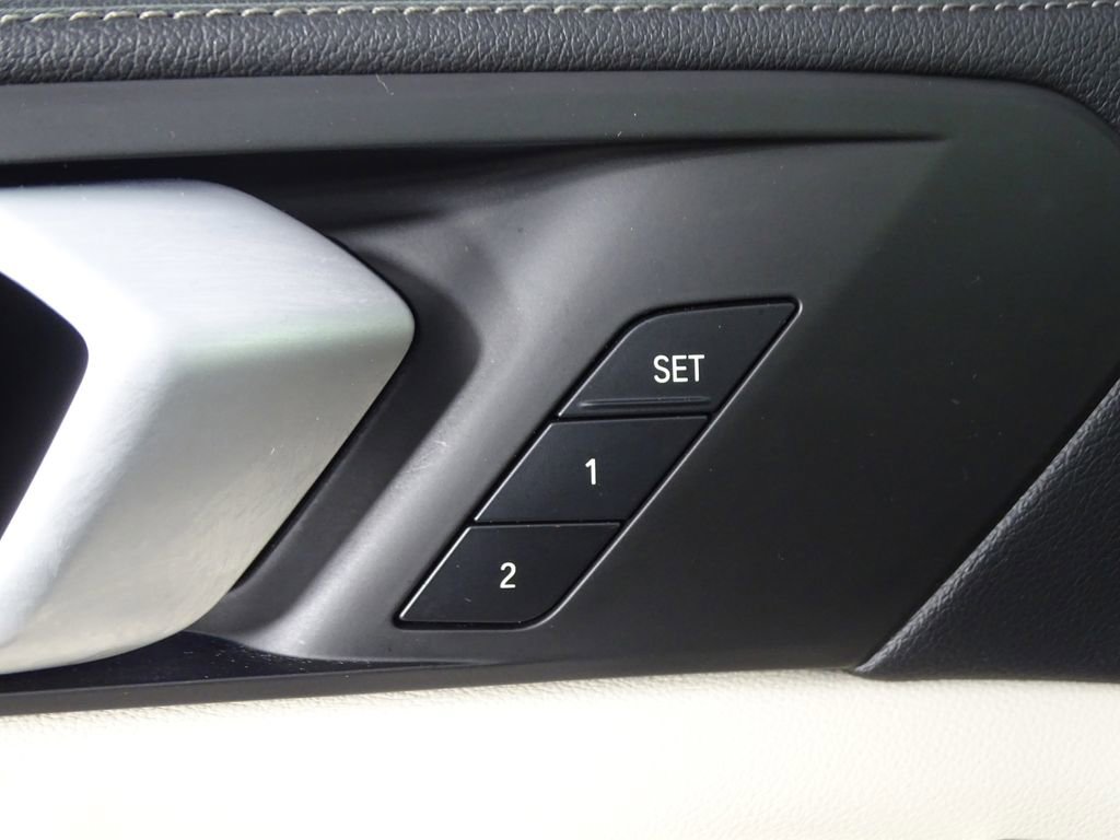 Used 2019 BMW X5 xDrive40i w/ Convenience Package image 20