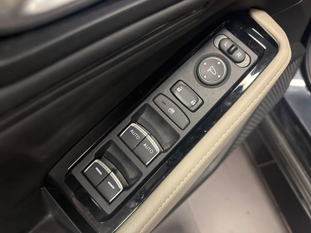 Used 2023 Honda Accord Touring image 11