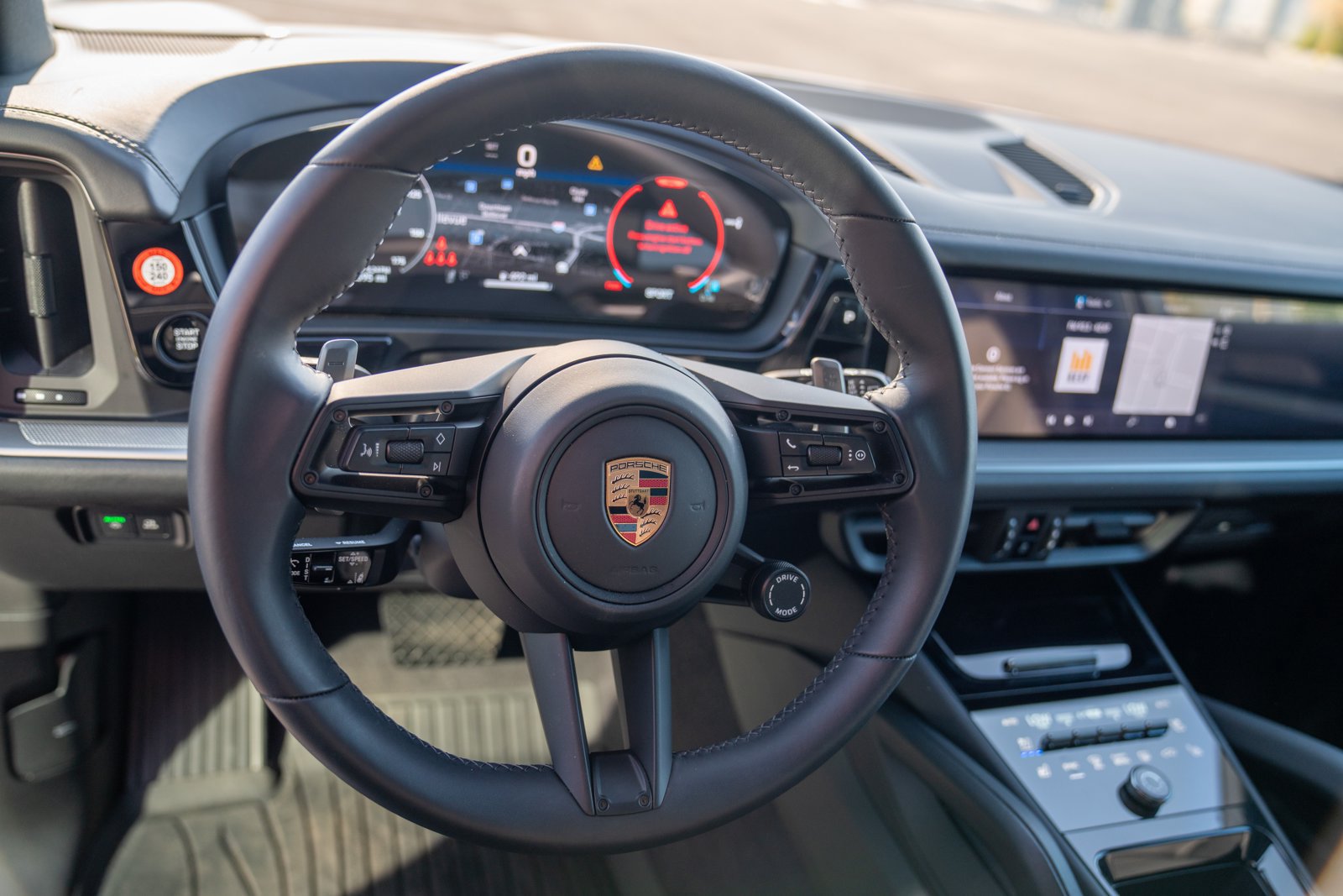 Certified 2026 Porsche Cayenne AWD/4WD image 13