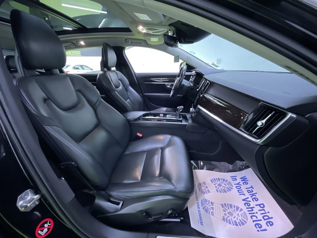 Used 2018 Volvo S90 T5 Momentum w/ Convenience Package FWD image 30