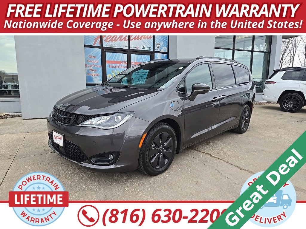 Used 2020 Chrysler Pacifica Limited w/ Advanced Safetytec Group image 1