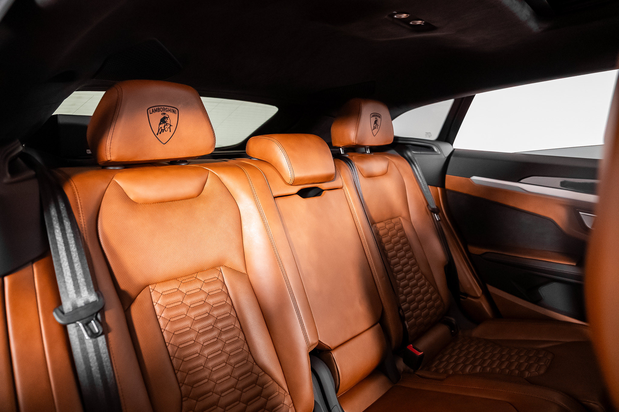 Used 2019 Lamborghini Urus AWD/4WD image 60