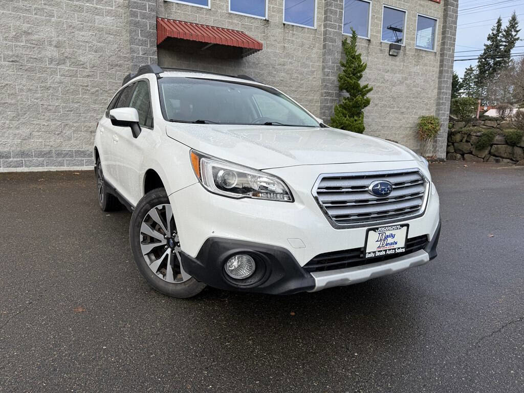Used 2015 Subaru Outback 2.5i Limited image 1