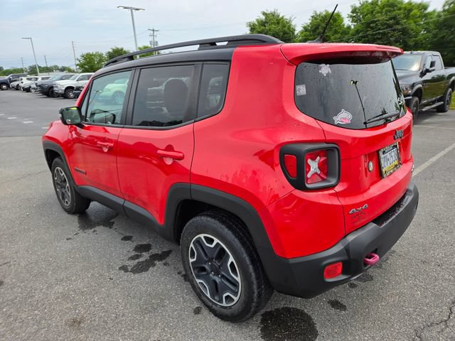 Used 2017 Jeep Renegade Trailhawk w/ Premium Trailhawk Package AWD/4WD image 14