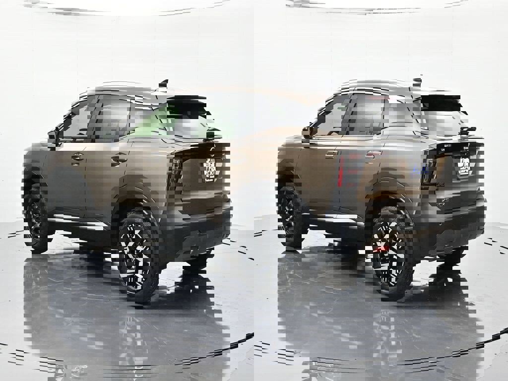 New 2026 Nissan Kicks SV image 7