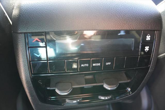 Certified 2023 Jeep Grand Cherokee L Laredo AWD/4WD image 20