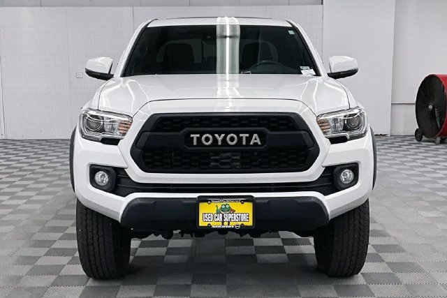 Used 2020 Toyota Tacoma TRD Off-Road AWD/4WD image 4