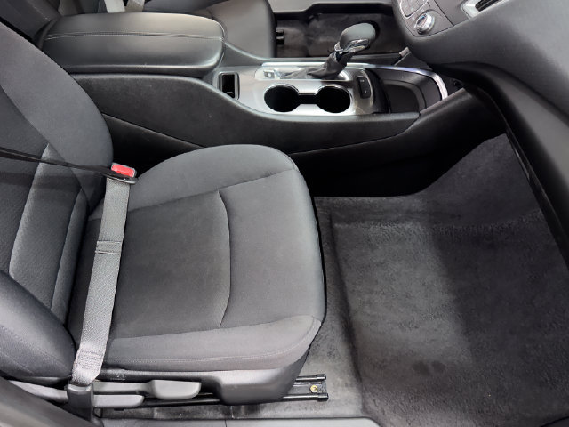 Used 2025 Chevrolet Malibu LT FWD image 12
