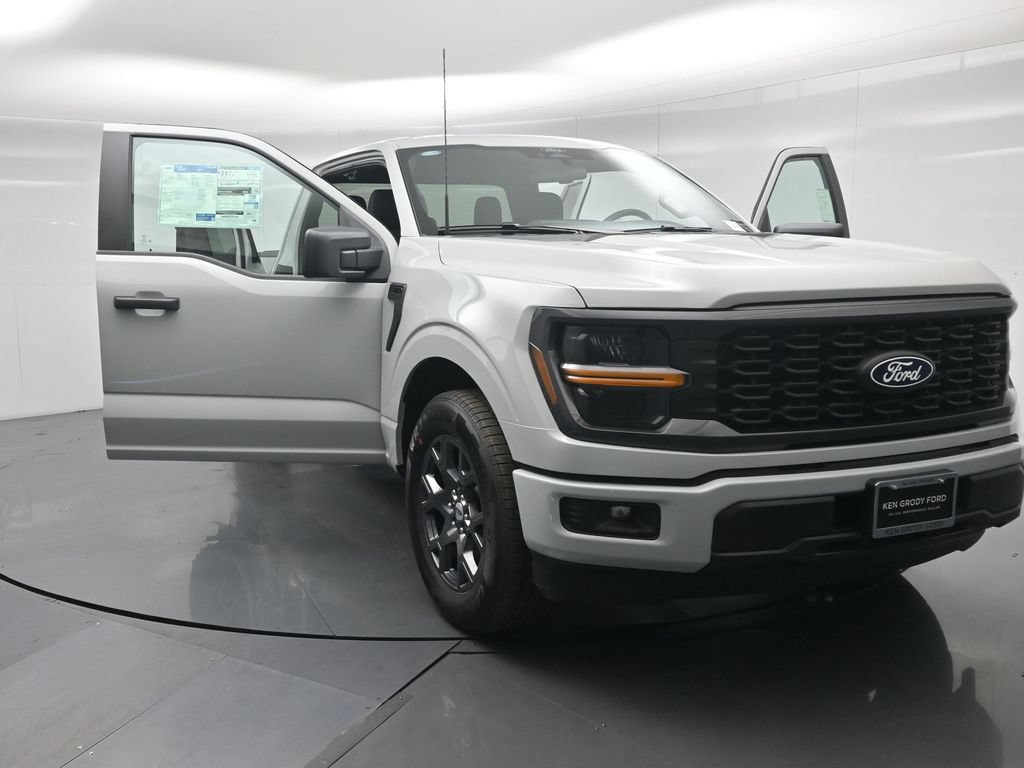 New 2026 Ford F150 STX w/ Equipment Group 200A RWD image 28