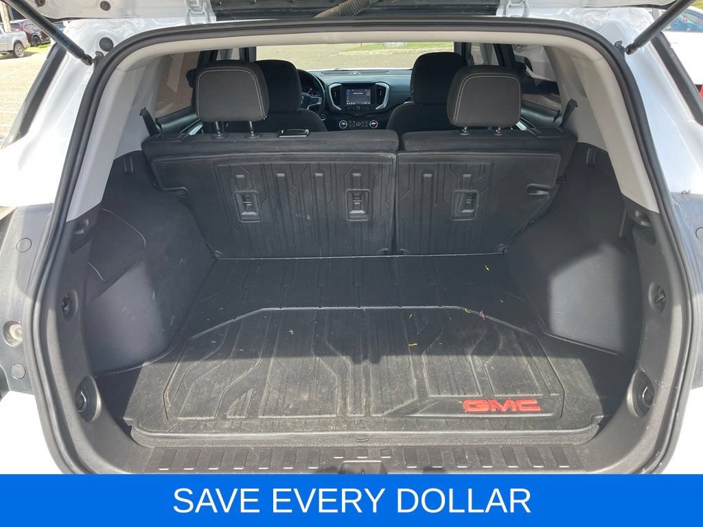 Used 2024 GMC Terrain SLE w/ Driver Convenience Package FWD image 6