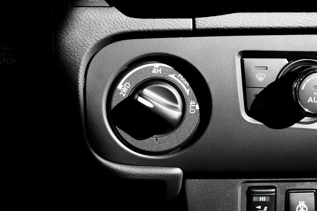 New 2026 Nissan Frontier PRO-4X w/ Pro-4x Convenience Package image 21