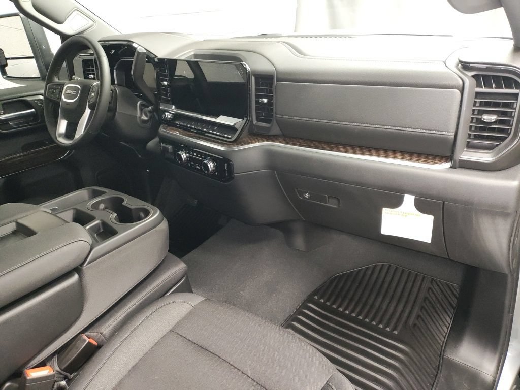 New 2026 GMC Sierra 2500 SLE w/ SLE Convenience Package AWD/4WD image 8