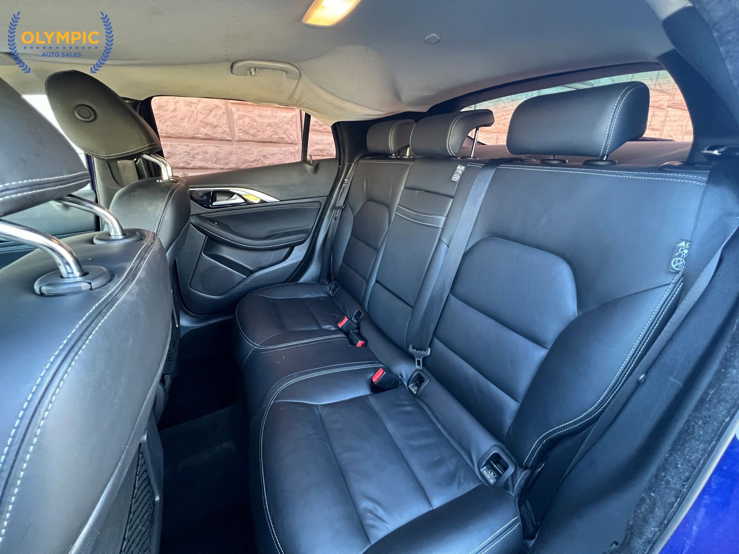 Used 2018 INFINITI QX30 Premium w/ Cargo Package AWD/4WD image 42