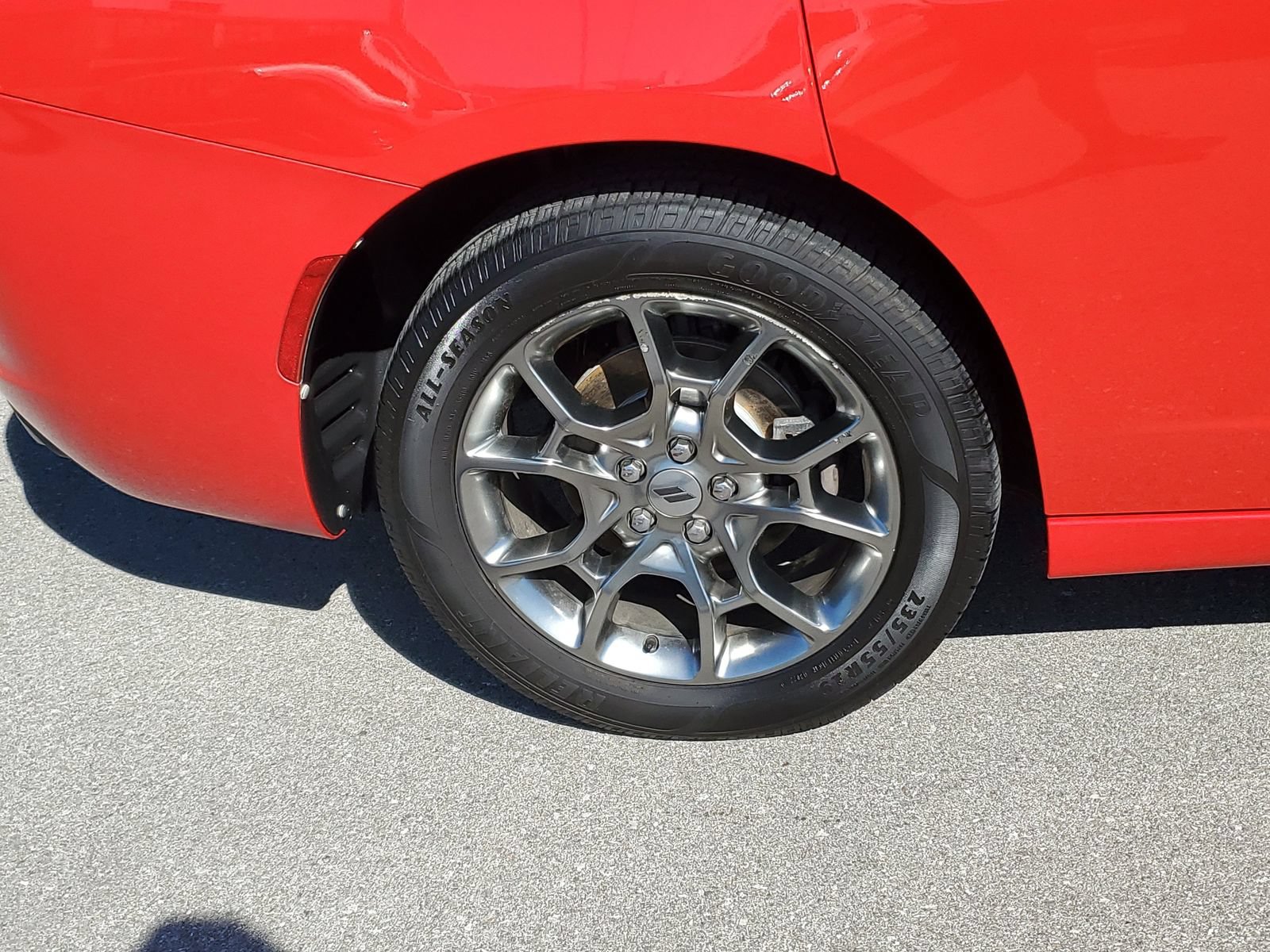 Used 2017 Dodge Charger SXT w/ AWD Plus Group image 5