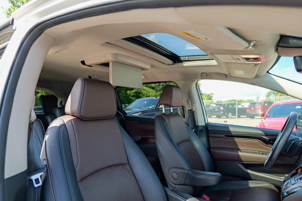 Used 2025 Honda Odyssey Elite image 38