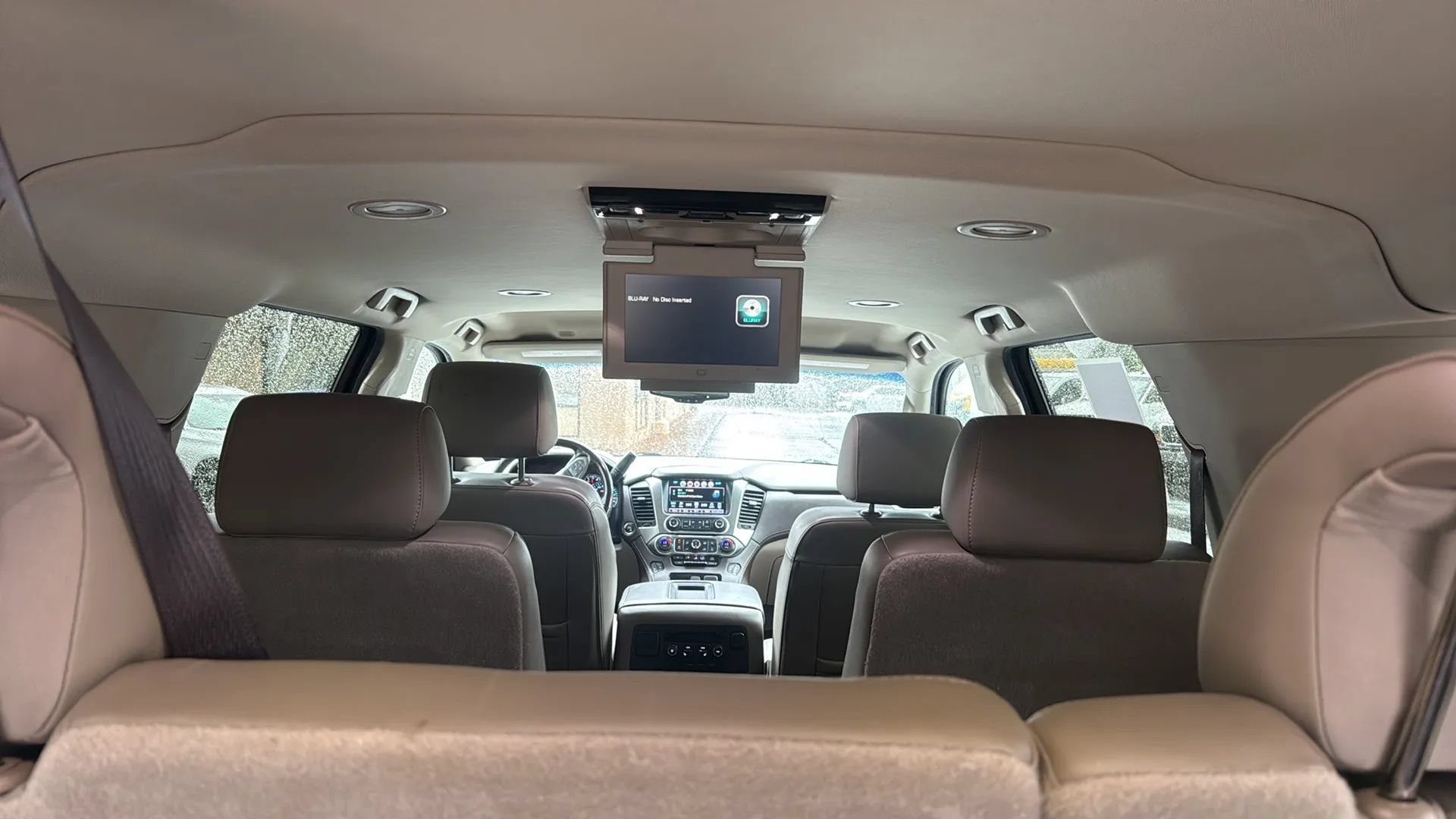 Used 2019 Chevrolet Suburban LT w/ Luxury Package AWD/4WD image 8