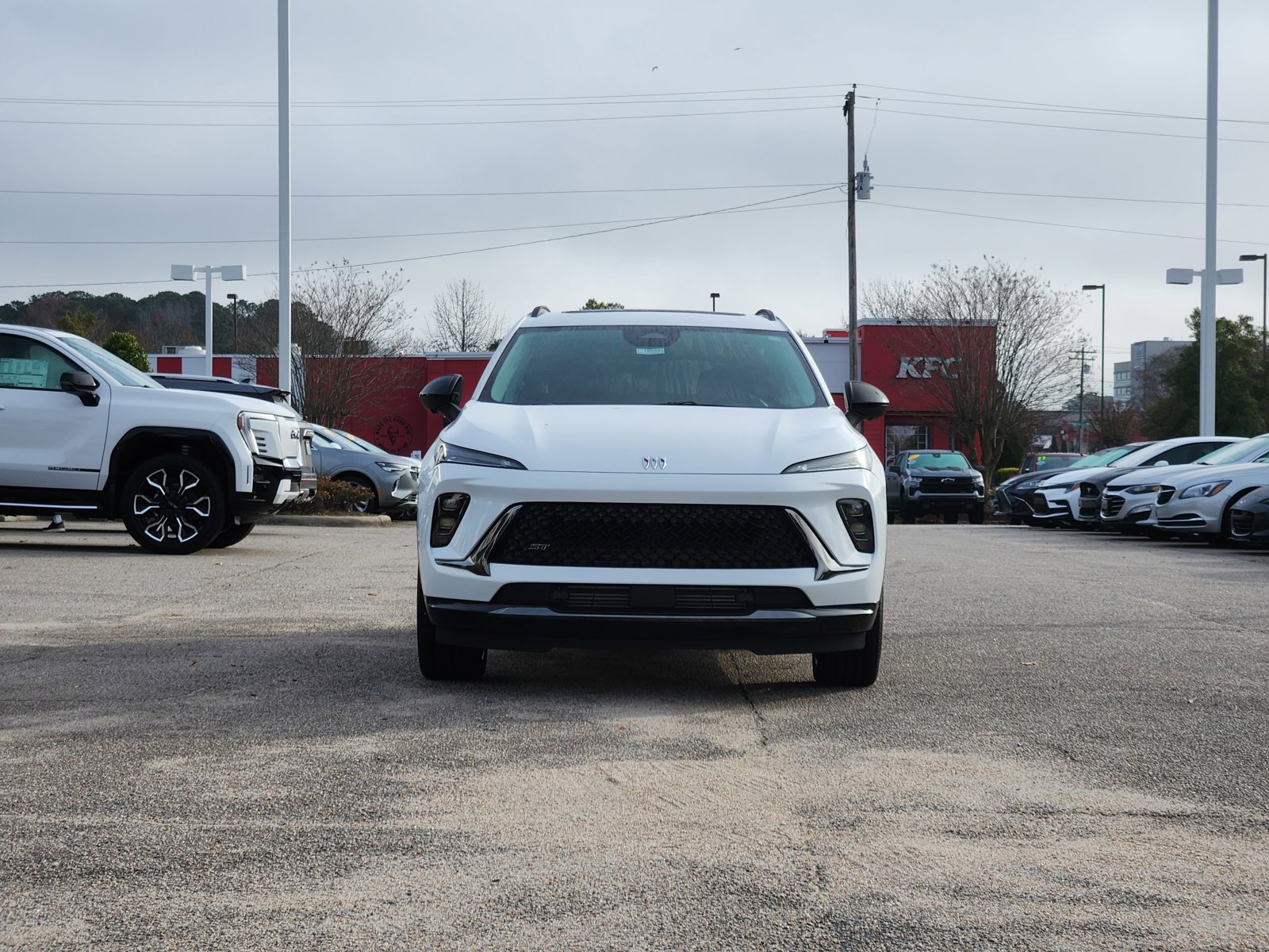 New 2025 Buick Envision Sport Touring image 2