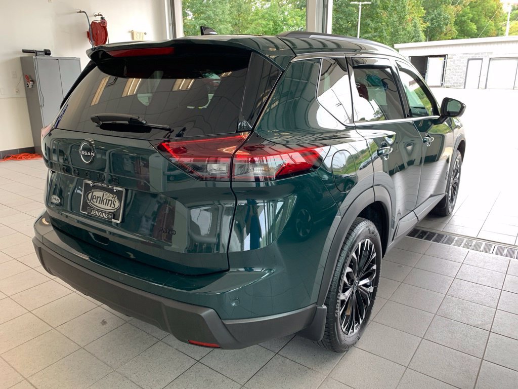 Used 2026 Nissan Rogue Dark Armor AWD/4WD image 18
