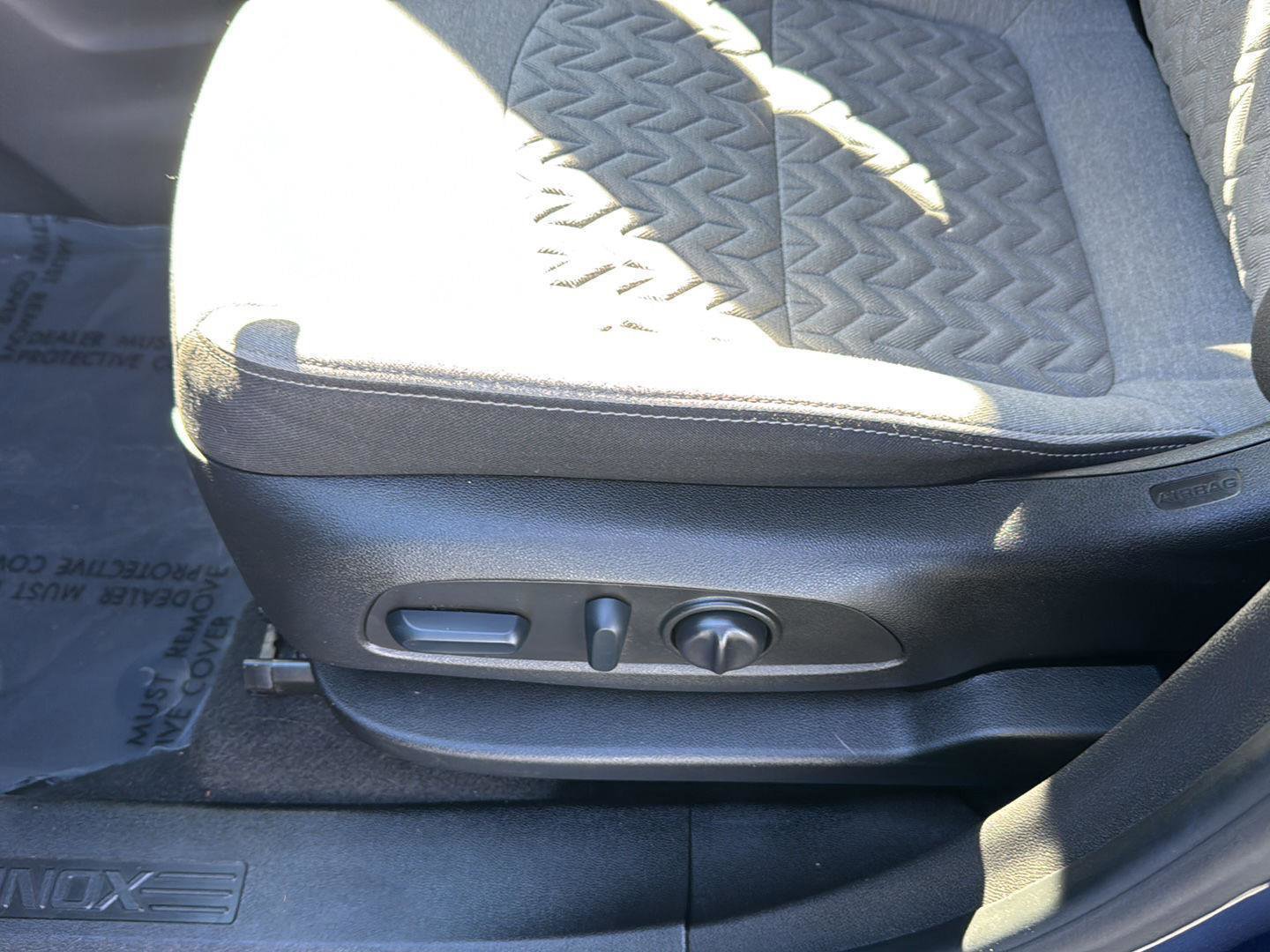 Used 2022 Chevrolet Equinox LT w/ LPO, Floor Liner Package image 25