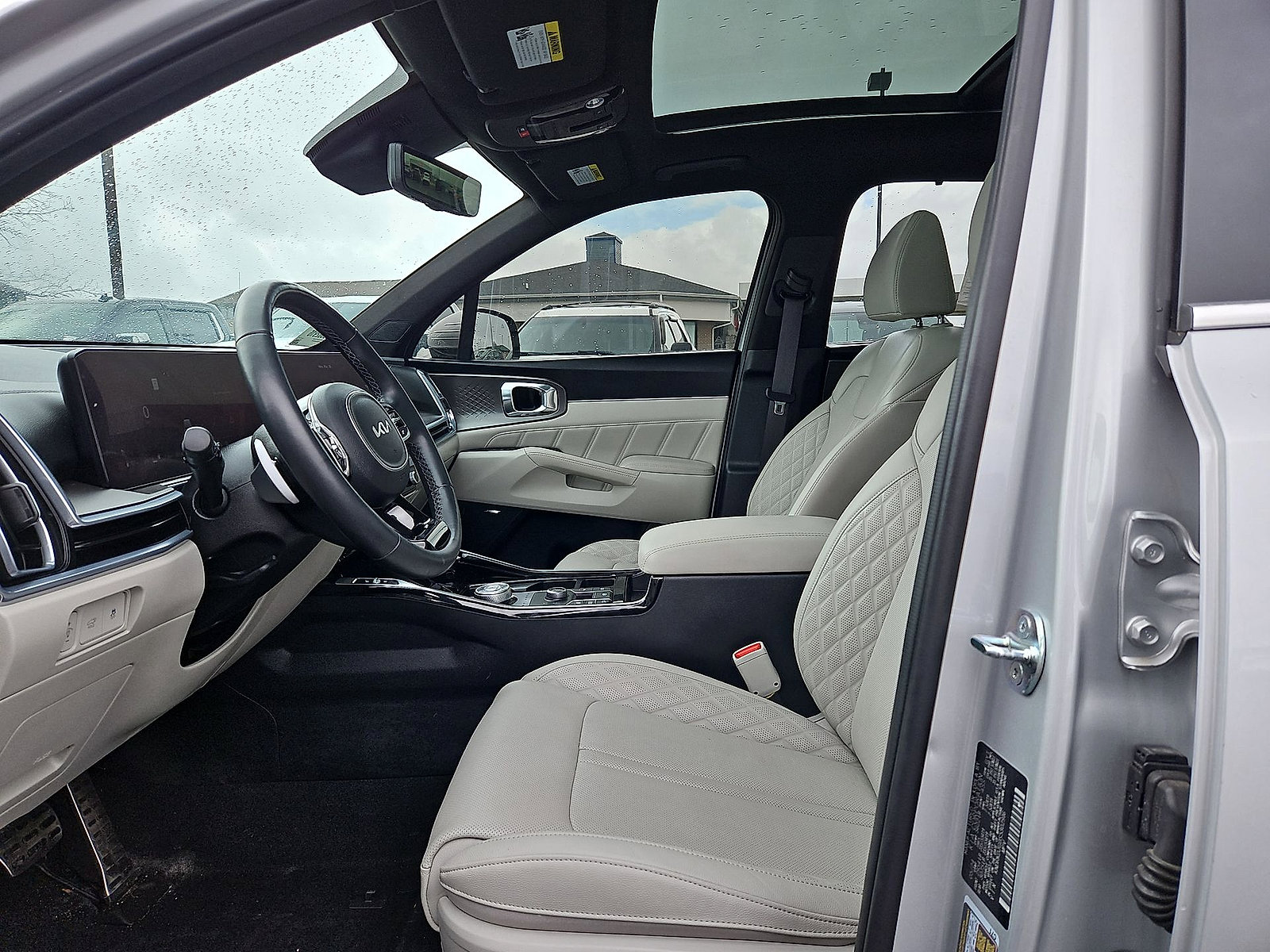 Used 2025 Kia Sorento SX Prestige AWD/4WD image 3