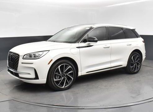 Used 2024 Lincoln Corsair Grand Touring w/ Rear Removable Package Tray image 1