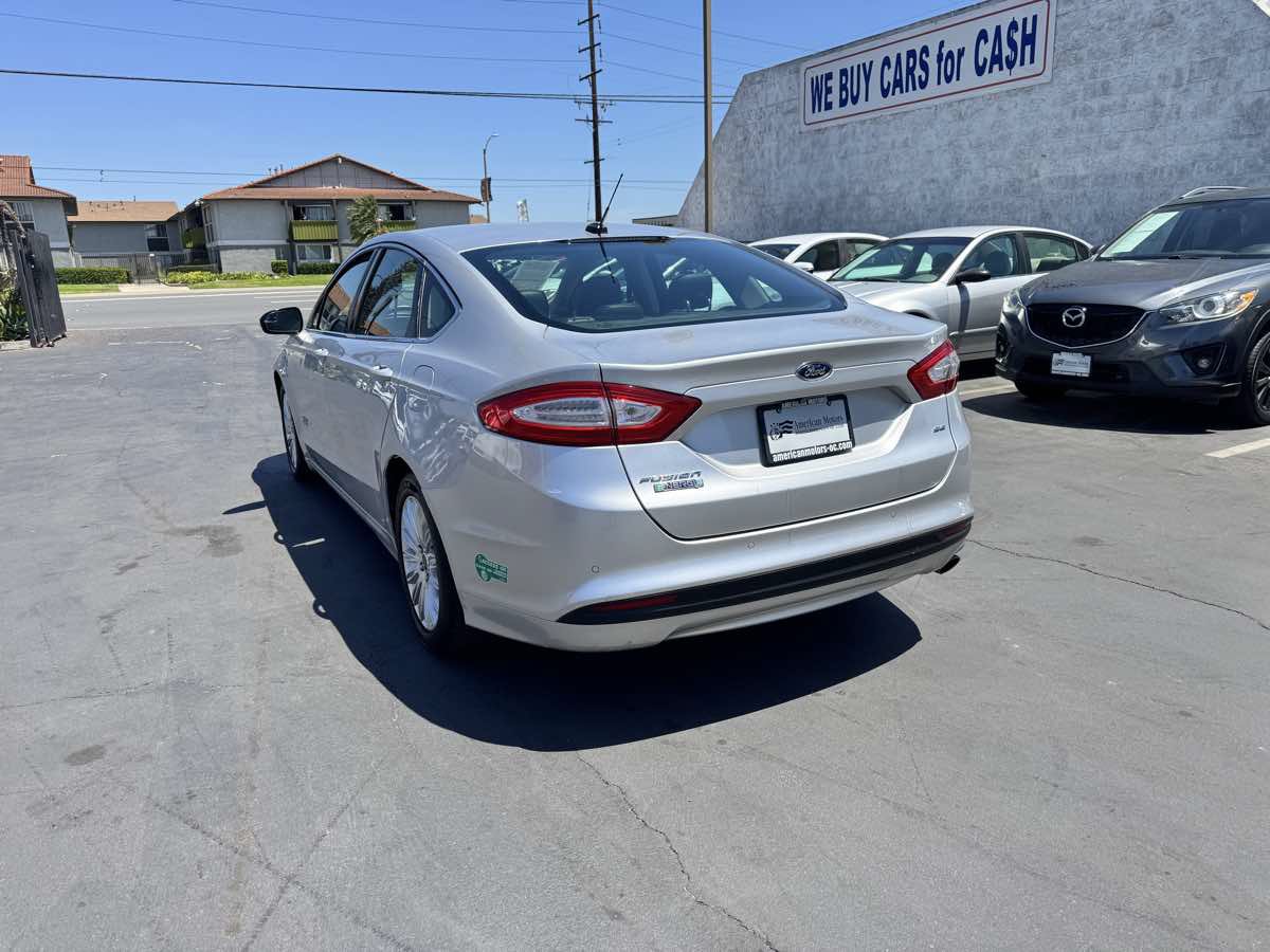 Used 2014 Ford Fusion Energi SE FWD image 2