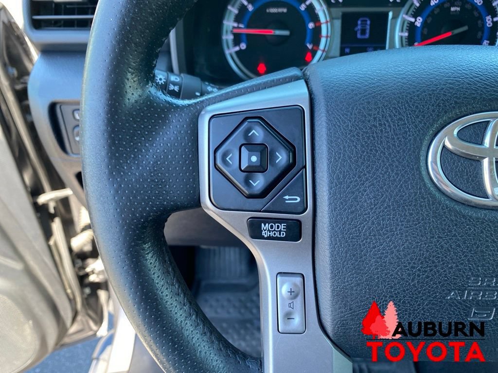 Used 2018 Toyota 4Runner SR5 Premium AWD/4WD image 44
