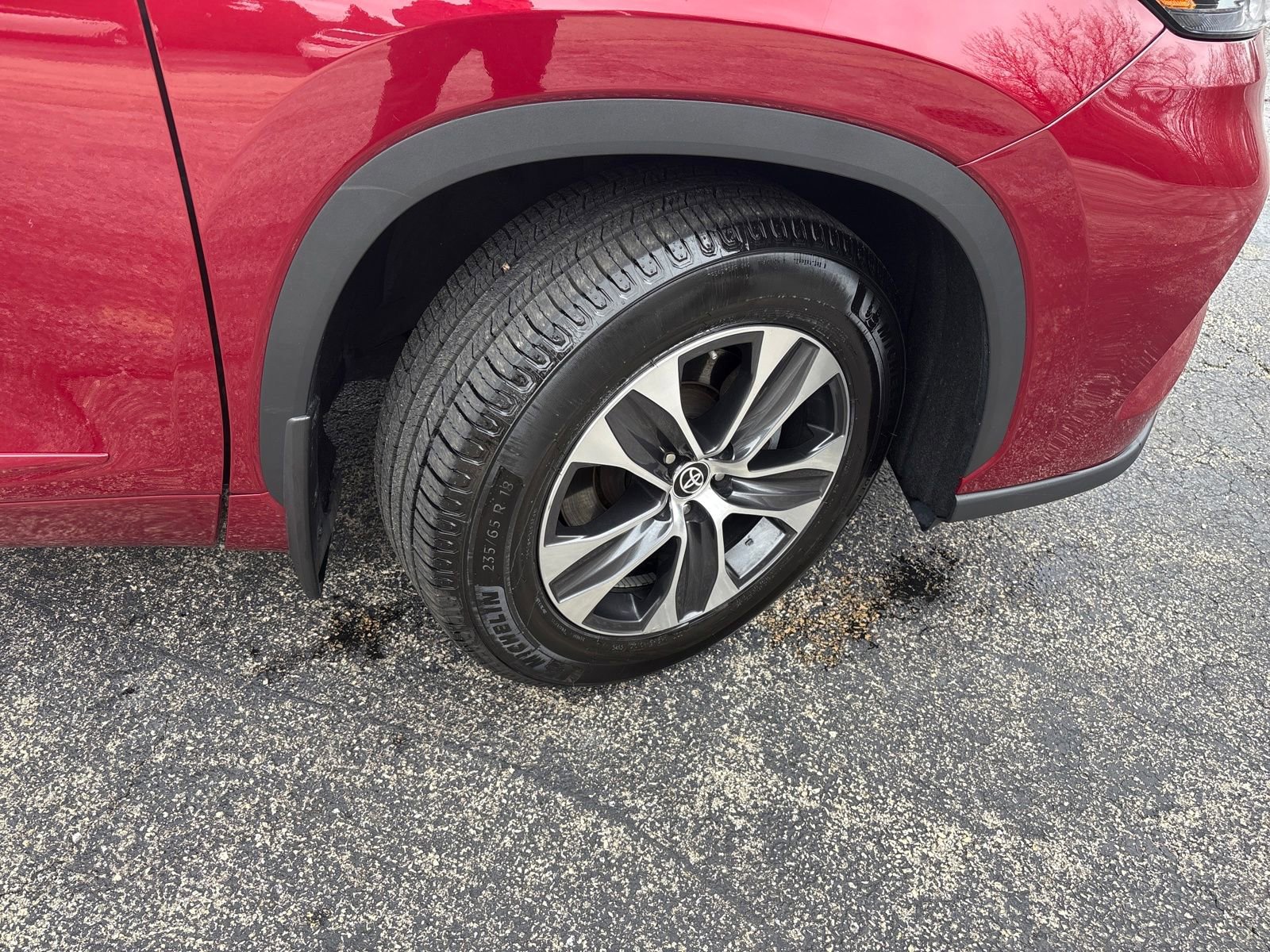 Used 2022 Toyota Highlander XLE image 33