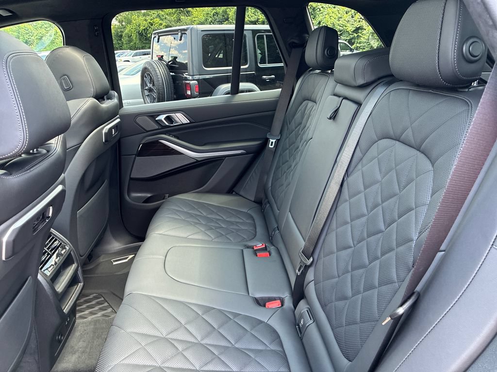 New 2026 BMW X5 xDrive40i w/ M Sport Package AWD/4WD image 20