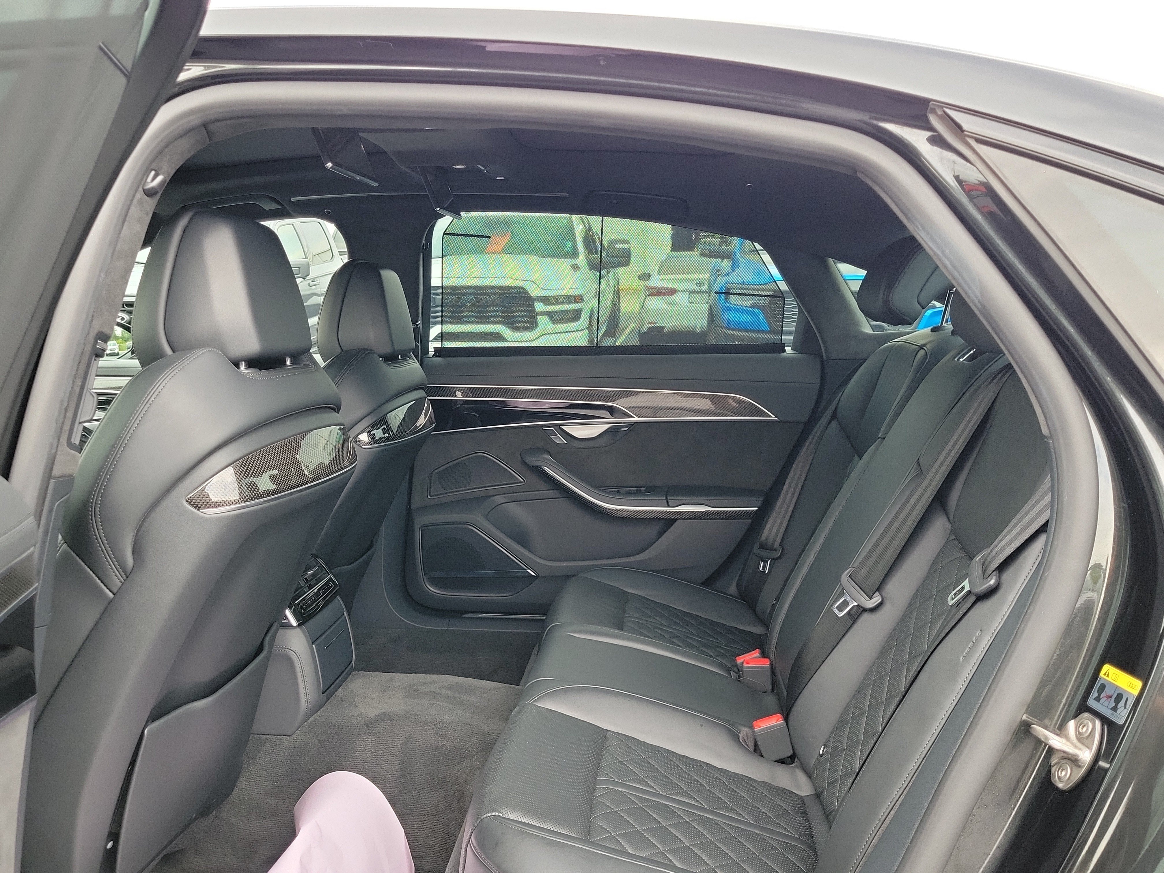 Used 2021 Audi S8 L w/ S8 Executive Package AWD/4WD image 13