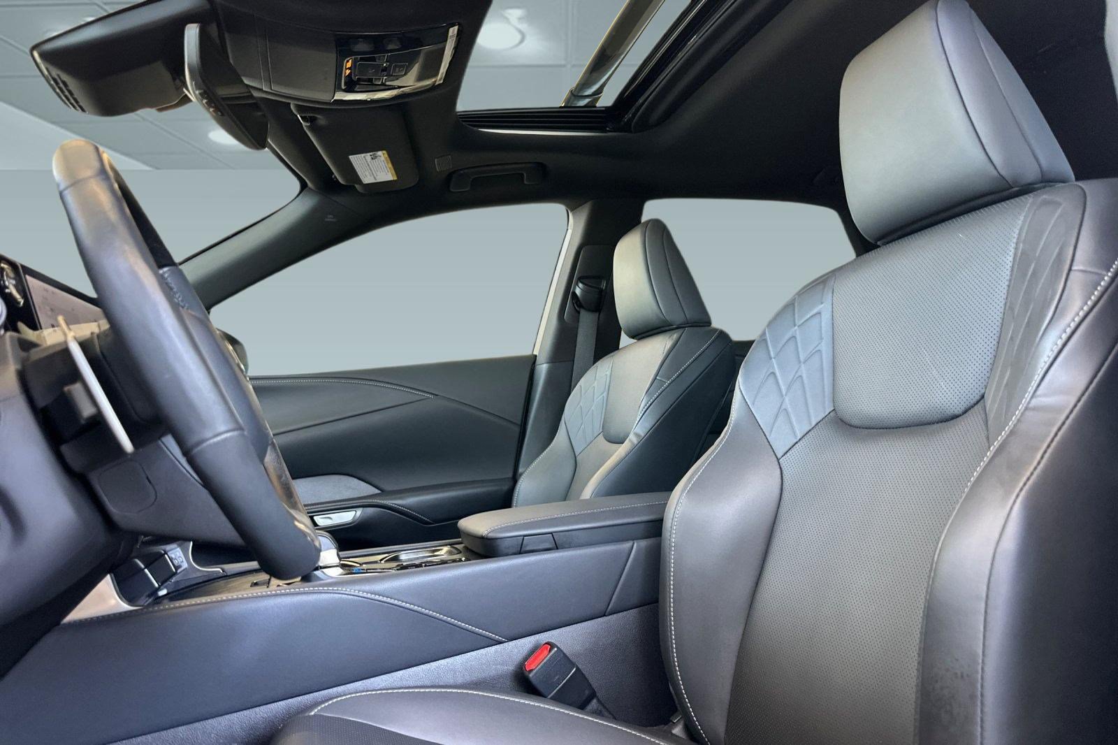 Certified 2025 Lexus RX 350h AWD/4WD image 23
