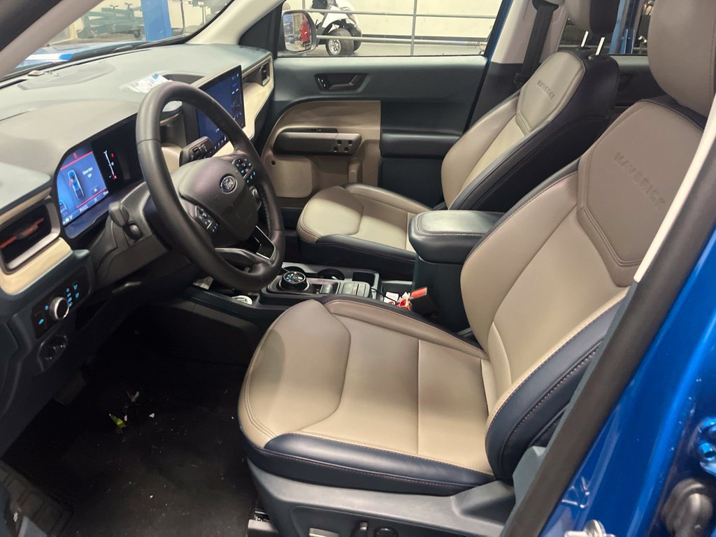 Used 2026 Ford Maverick Lariat w/ 4K Tow Package AWD/4WD image 4