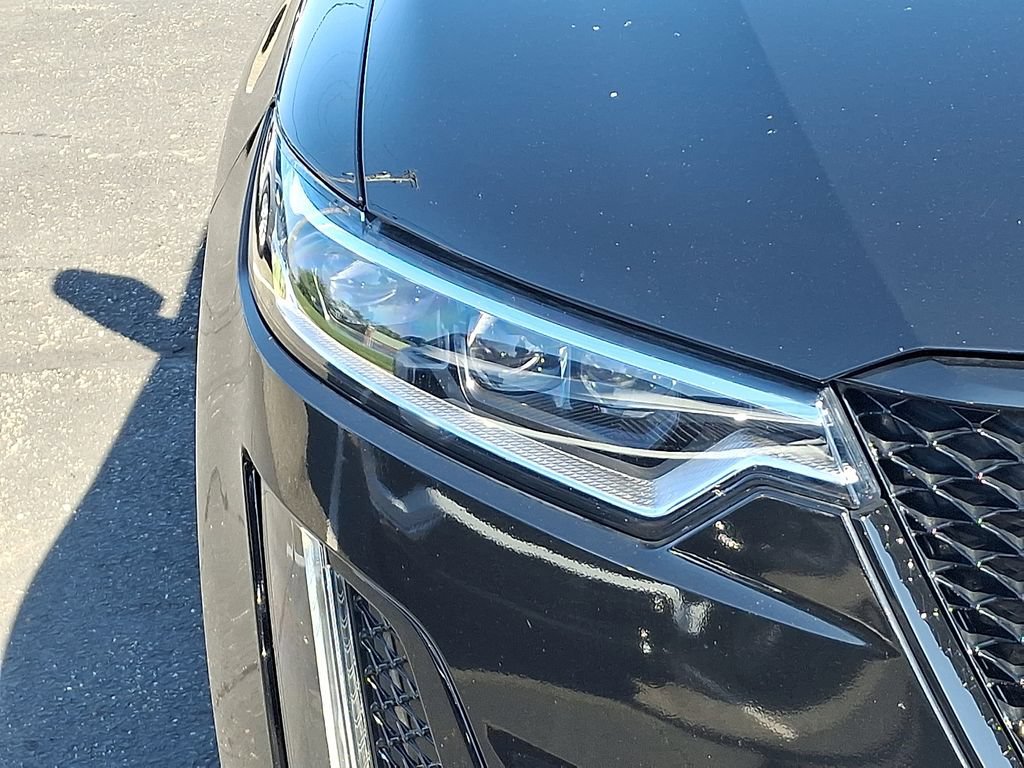 Certified 2024 Cadillac XT6 Sport w/ LPO, ONYX Package AWD/4WD image 9