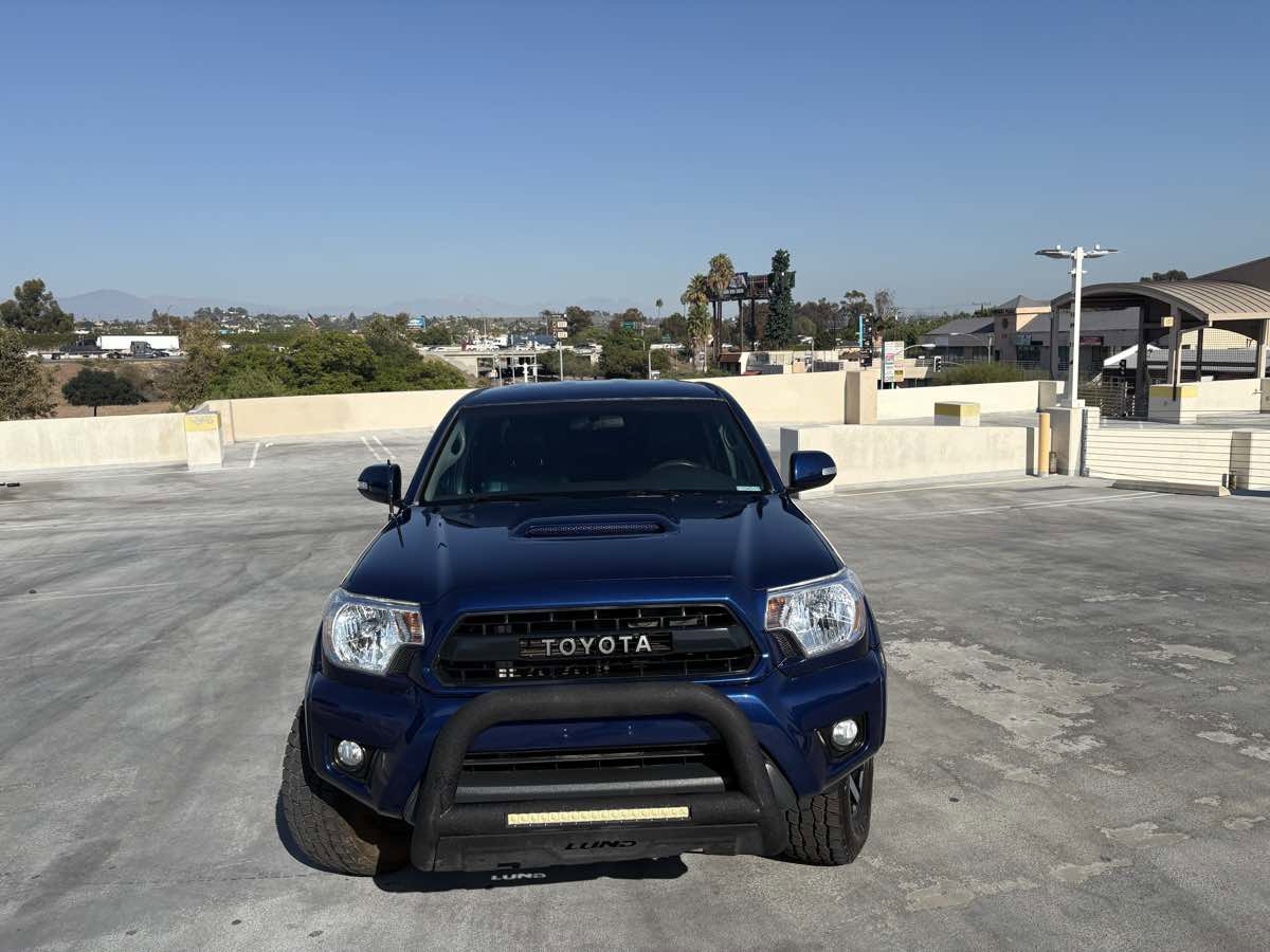 Used 2015 Toyota Tacoma 4x4 Double Cab w/ TRD Sport Package image 6