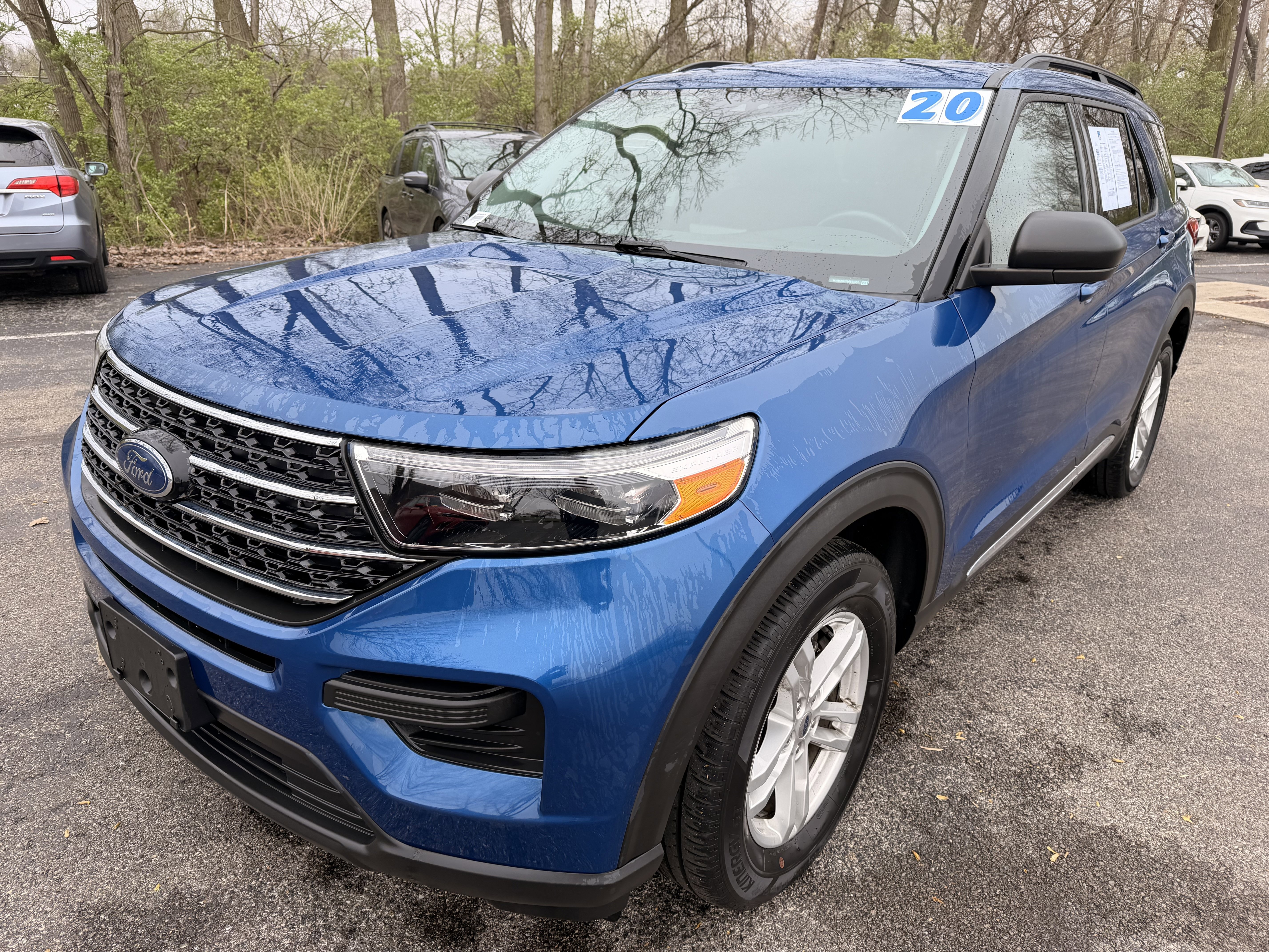 Used 2020 Ford Explorer XLT image 7