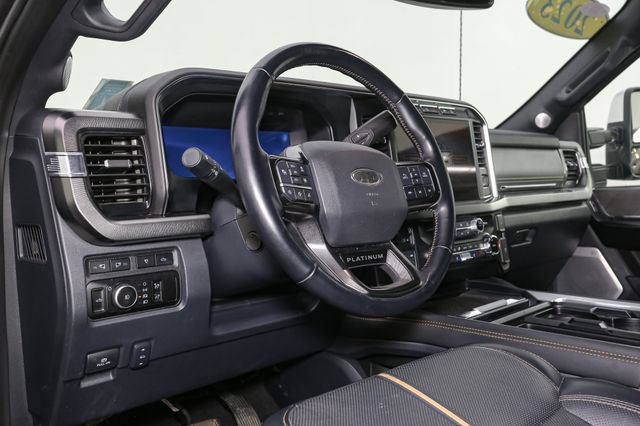Used 2023 Ford F350 Platinum w/ Tremor Off-Road Package AWD/4WD image 20
