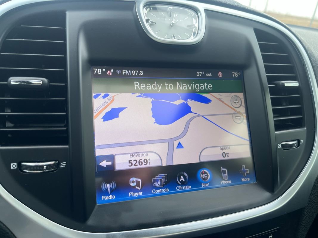 Used 2012 Chrysler 300 C image 13