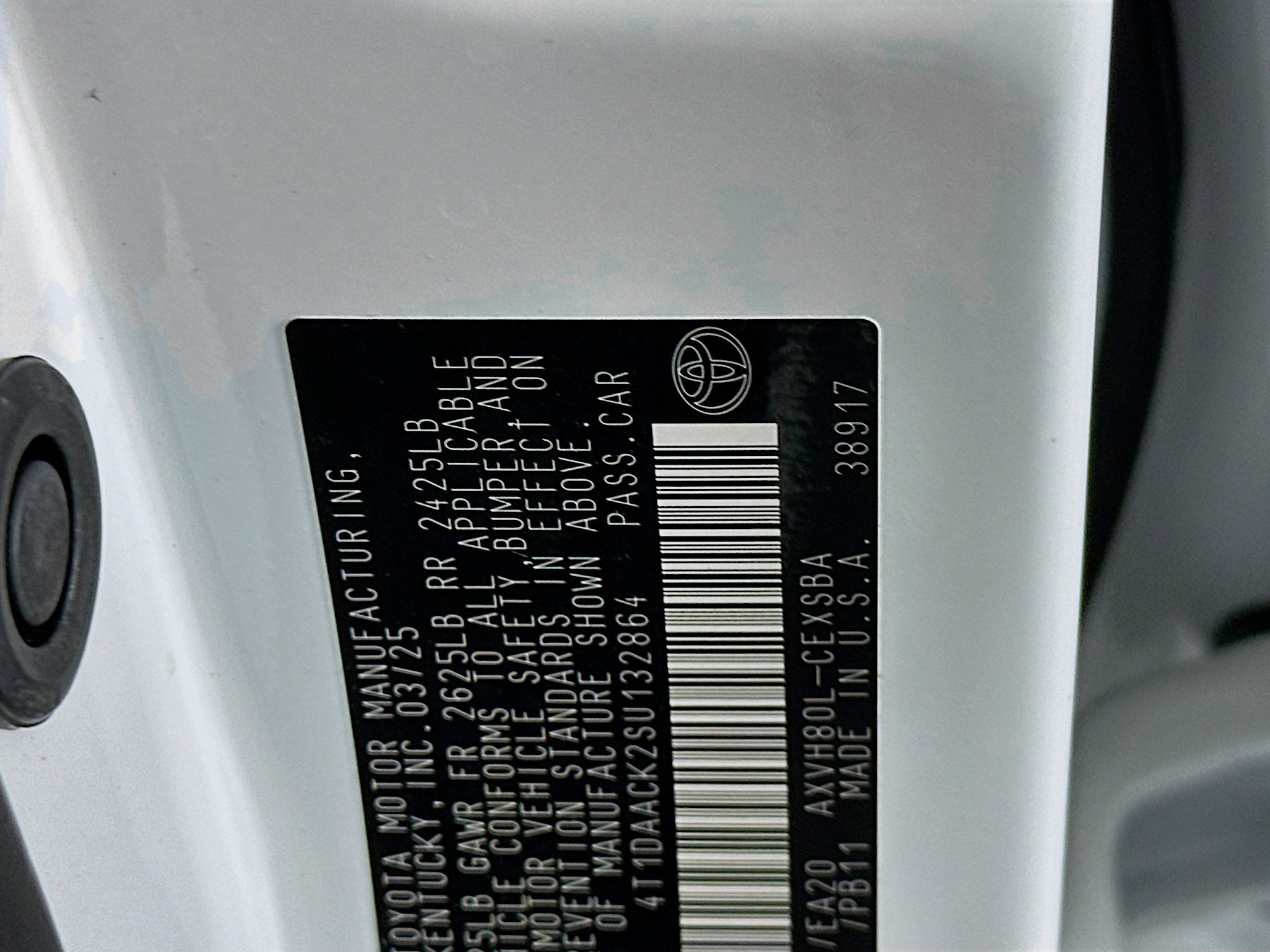 Used 2025 Toyota Camry SE image 12