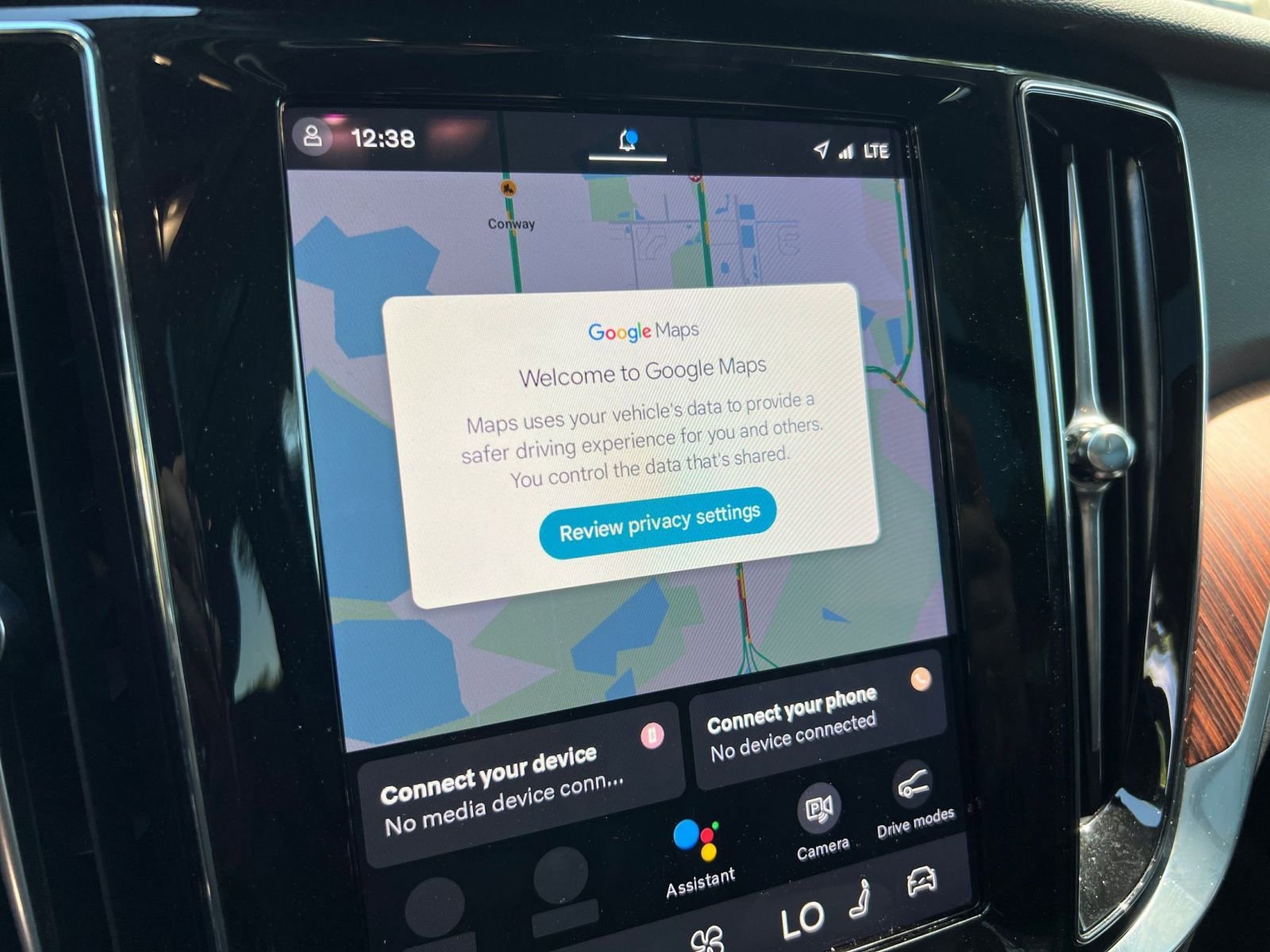 Used 2025 Volvo V60 B5 Cross Country Plus image 17