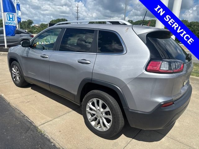 Used 2019 Jeep Cherokee Latitude w/ Popular Appearance Group FWD image 9