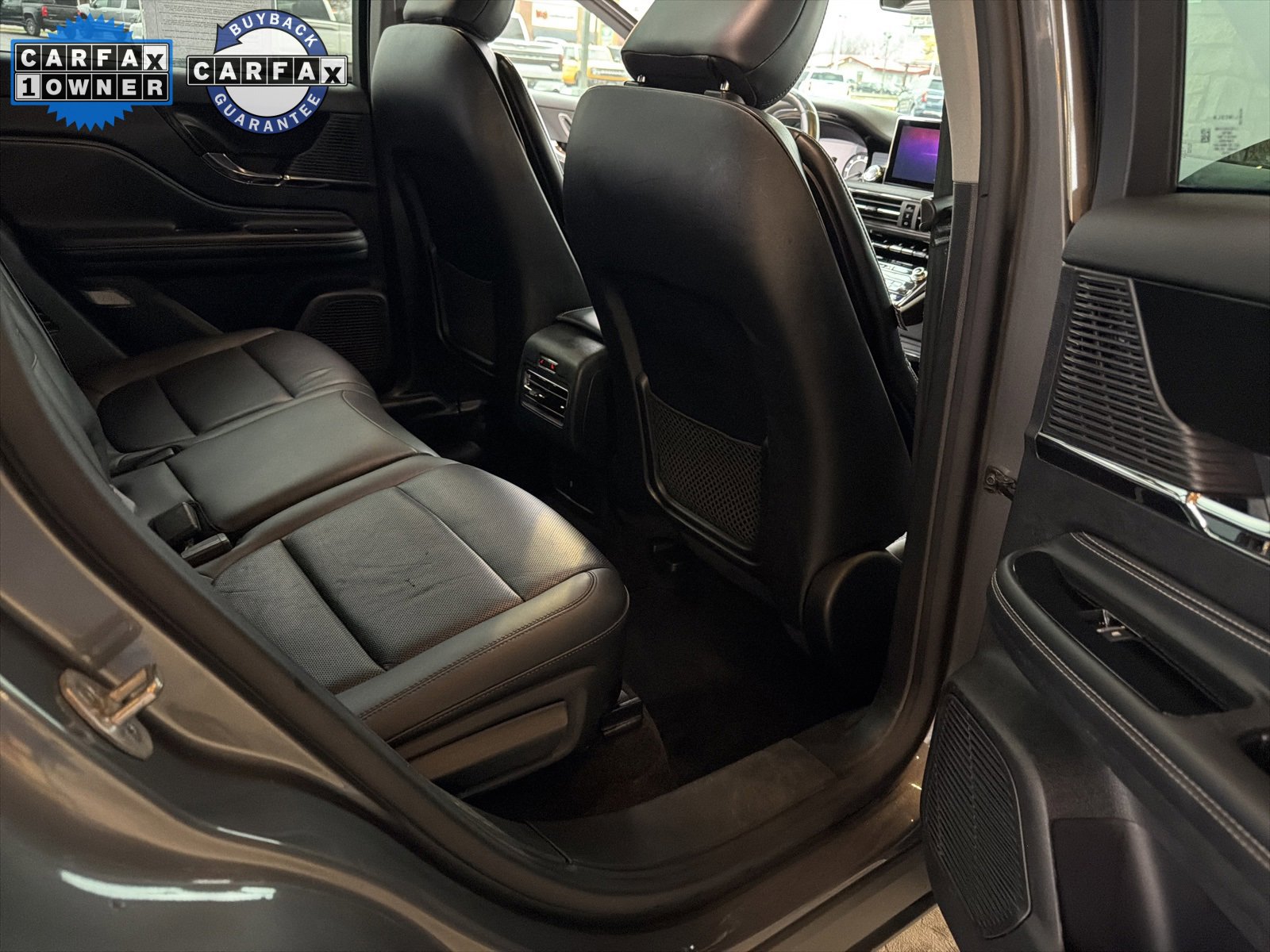 Used 2022 Lincoln Corsair AWD w/ Premium Package image 5