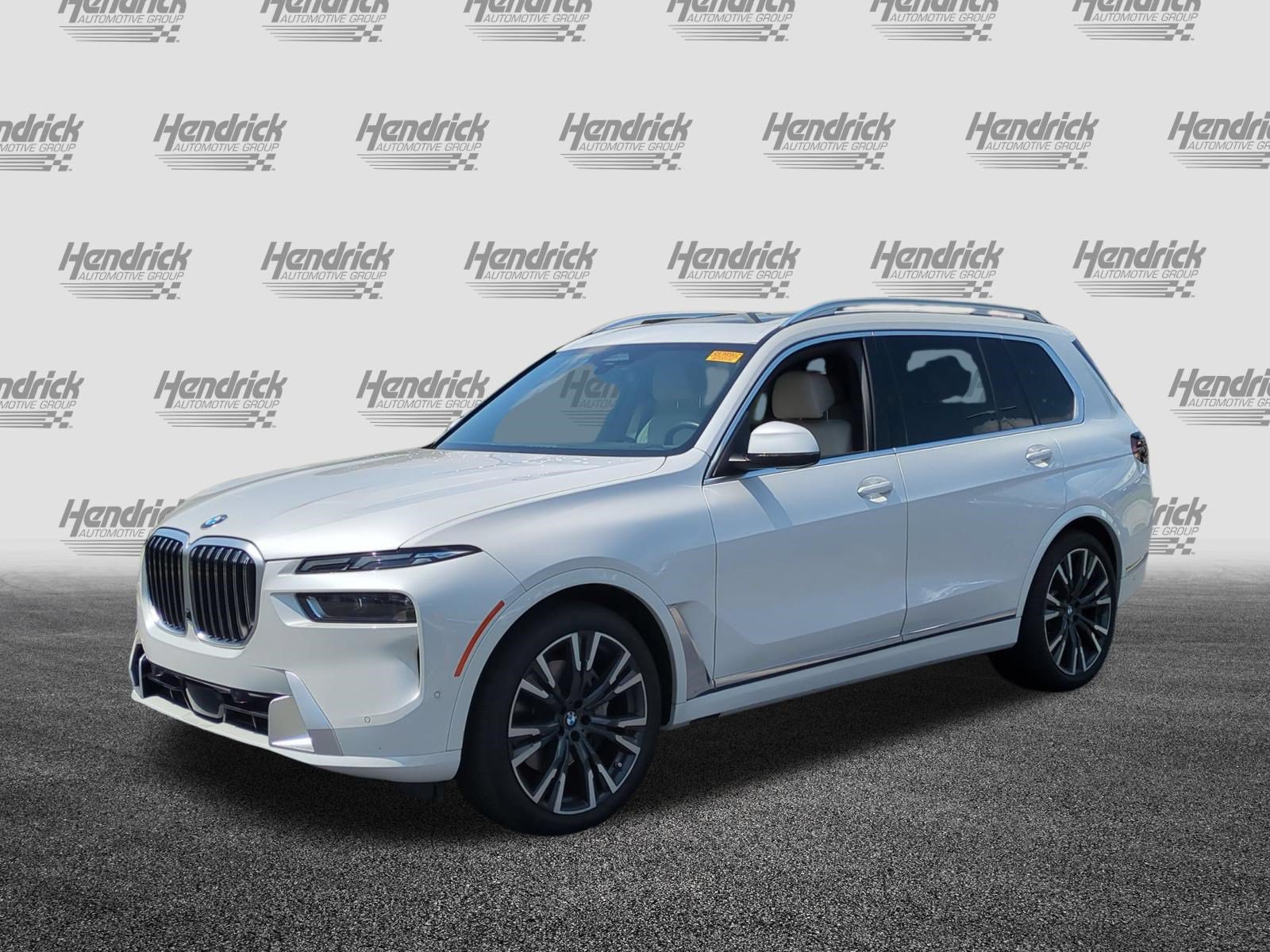 Certified 2025 BMW X7 xDrive40i w/ Executive Package AWD/4WD image 6
